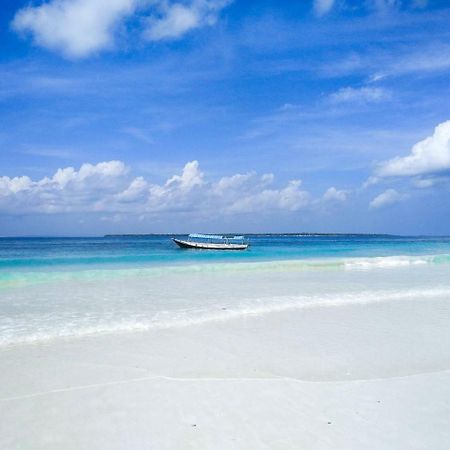 Bara Beach Bungalows Bira Luaran gambar