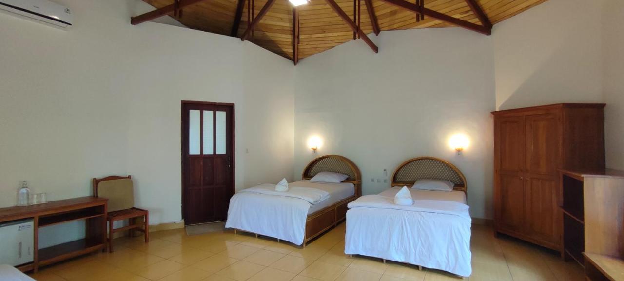 Bara Beach Bungalows Bira Luaran gambar