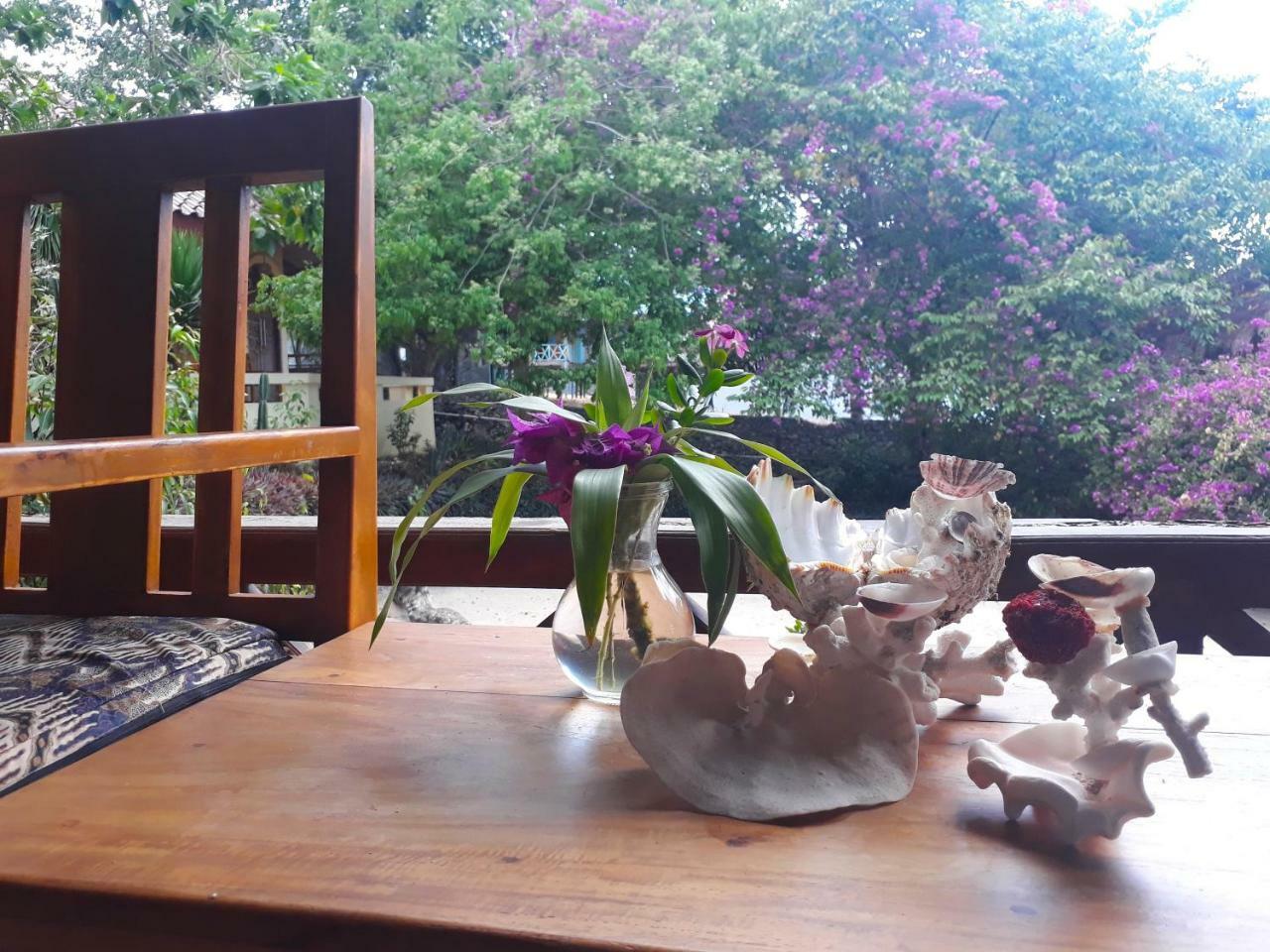 Bara Beach Bungalows Bira Luaran gambar